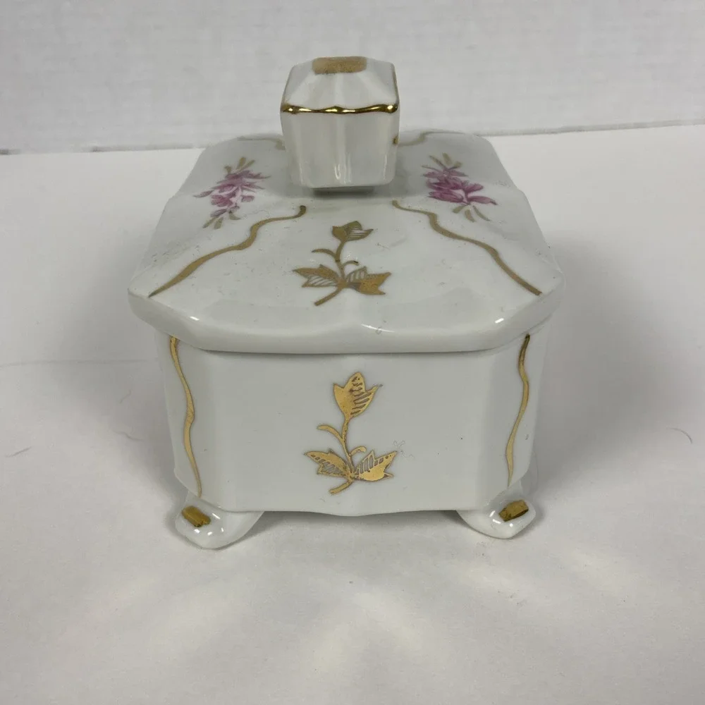 Vtg Hollohaza Hungary Style Floral Porcelain Trinket Box w/Gold Accents & Feet